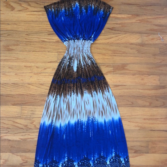 Beautiful, Long Silk Dress - Picture 6 of 7